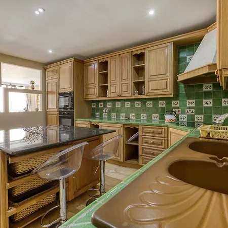 Apartment Beautiful, Spacious 3br With Beautiful Views By 360 Estates *